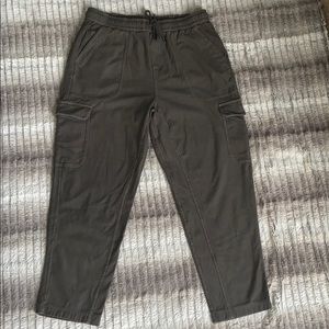 Farallon Cargo Crop EUC